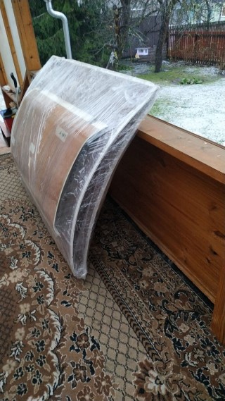 Wardrobe from Embraer