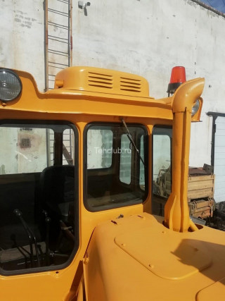 Bulldozer caterpillar T-170