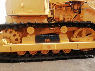 Bulldozer caterpillar T-170