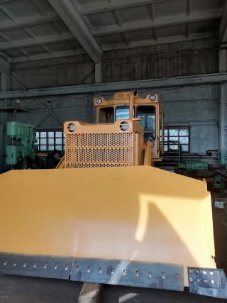 Crawler bulldozer B-170