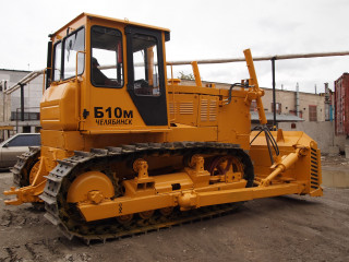 Crawler bulldozer B10M