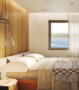 House on the water, Fisher 90