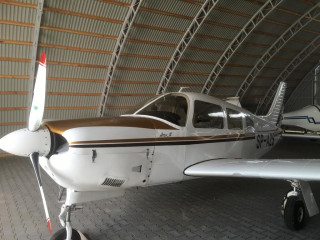 Aircraft Piper arrow Iii PA 28r-201