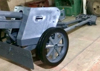 Pak 40 gun, replica