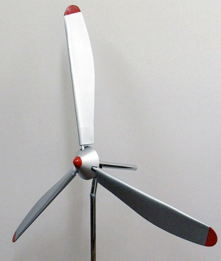 Propeller plane, layout